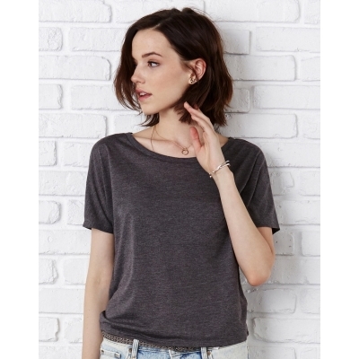 Podkoszulek z rozcięciem z tyłu Flowy Open Back