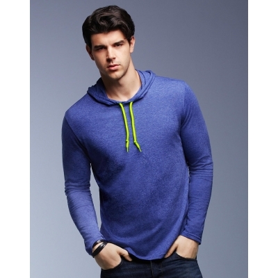 Podkoszulek z kapturem Fashion