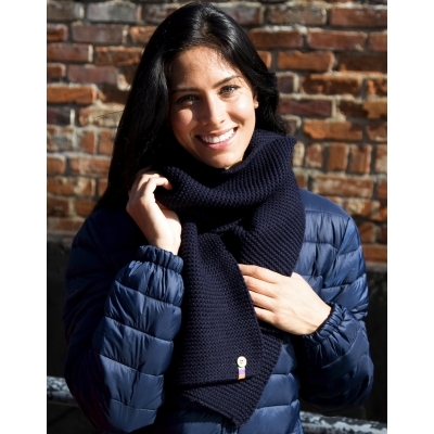 Szalik Button Trim