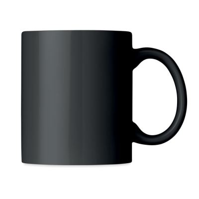Kolorowy kubek ceramiczny