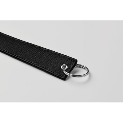 Brelok remove before flight