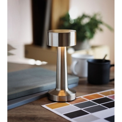 Akumulatorowa metalowa lampa st
