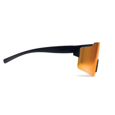 Lustrzane sportowe okulary prze