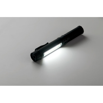 Magnetyczna latarka led