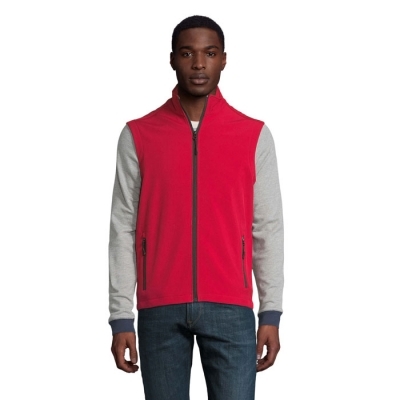 Race bw men softshell