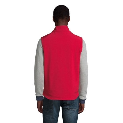 Race bw men softshell
