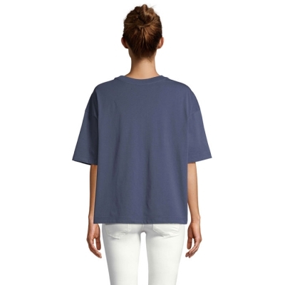 Boxy women t-shirt oversize