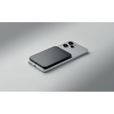Smukły magnetyczny powerbank 20w