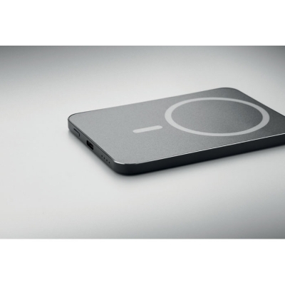 Smukły magnetyczny powerbank 20w